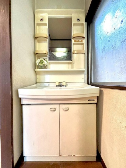 神戸市垂水区清水が丘1丁目の独立洗面台