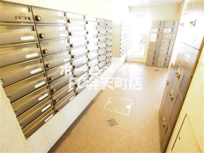 【その他共用部分】 | エル・セレーノ九条 | 集合ポストです