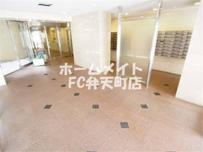 【ロビー】 | エル・セレーノ九条 | 清潔なロビーです