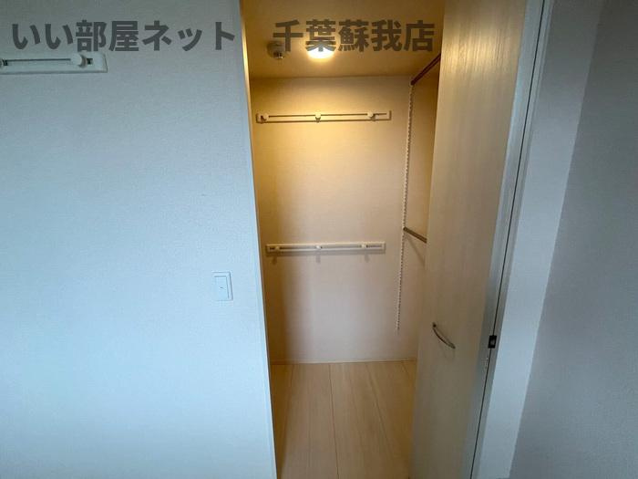 シャトーヒルズの収納|便利な収納スペースです