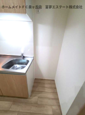 【キッチン】 | フジパレス羽衣 | 冷蔵庫スペース
※イメージ　同物件別号室の写真