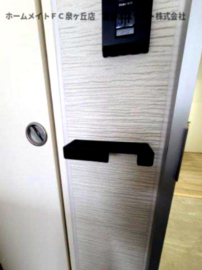 【玄関】 | フジパレス羽衣 | 玄関傘掛け
※イメージ　同物件別号室の写真