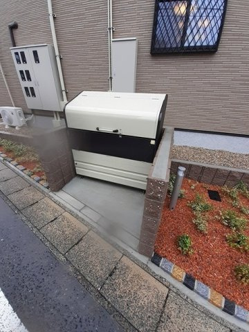 ジェントリー　ウエストの設備|敷地内ゴミ置き場