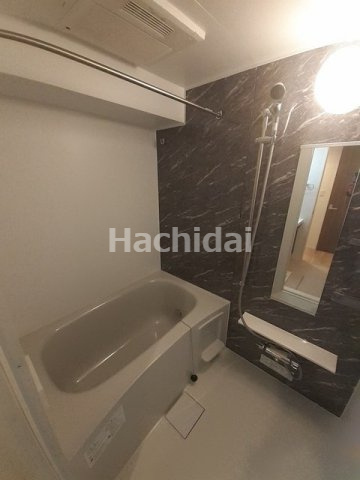 ジェントリー　ウエストの浴室