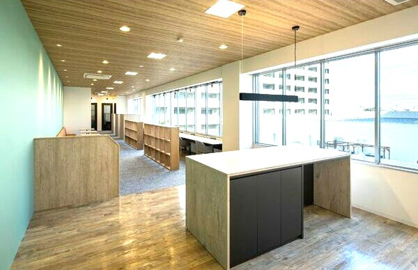 ソーラスフロント富船北棟のその他共用部分|コワーキングスペース