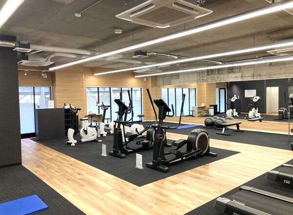 ソーラスフロント富船北棟のその他|トレーニングルーム