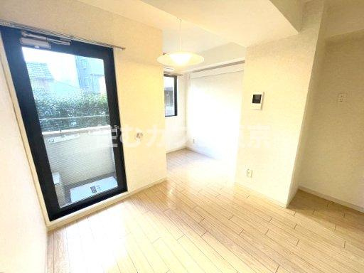 国分寺シティハイツの洋室|壁紙がおしゃれなお部屋です※別部屋写真