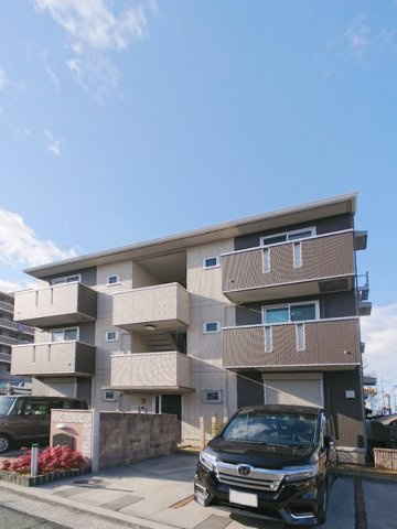 コージィ・ボナール