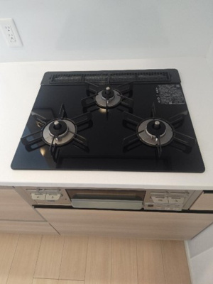 【キッチン】 | プレシス所沢元町 | お料理が捗る3口コンロ！