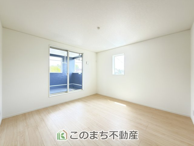 CRADLEGARDEN真岡市台町第9の洋室|南向きで陽当たりの良い洋室♪風通しもよく快適です☆