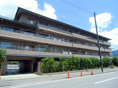 宝ヶ池通パーク・ホームズの外観