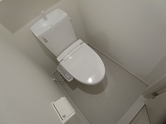 神戸市兵庫区矢部町の賃貸マンションのトイレ|ウォシュレット付トイレ