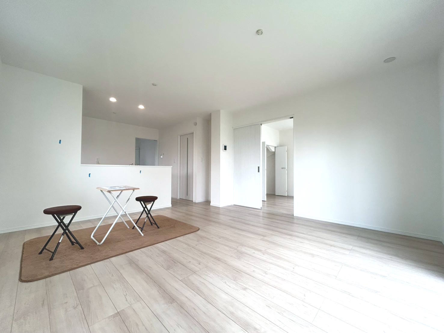 ハートフルタウン　一宮市西島町　全1区画分譲の前面道路含む現地写真|「現地（2026年4月7日）撮影」　
■前面道路　
■ヤマダ不動産　株式会社リライフ