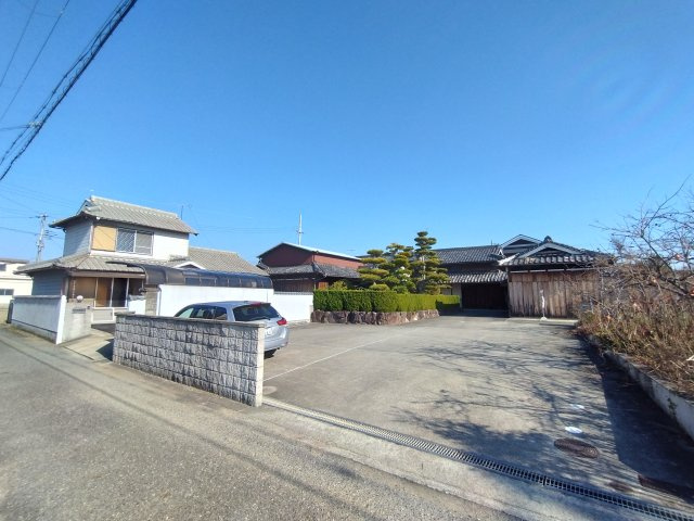 岩岡町野中中古戸建の外観