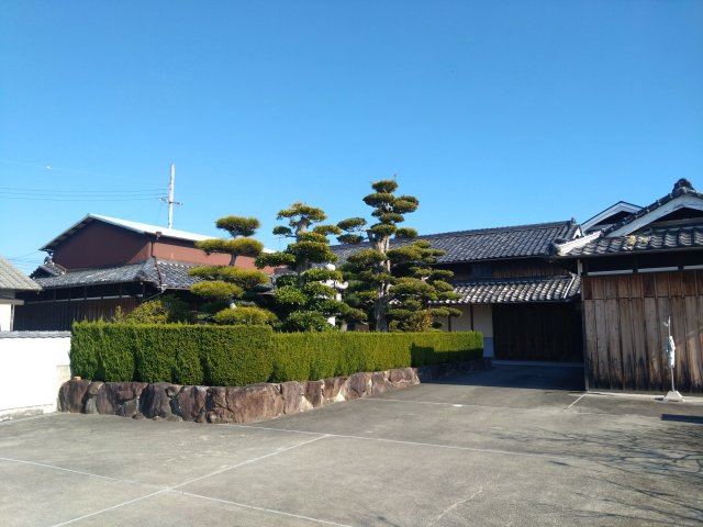 岩岡町野中中古戸建の外観|きれいな外観です