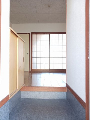 【玄関】 | メゾンドパストラルＢ