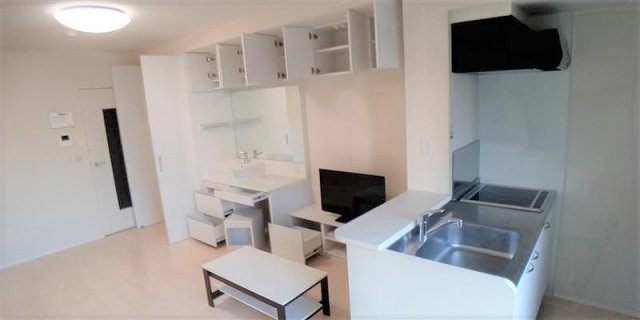 【居間・リビング】 | レオネクストウイロウⅦ | 設備・仕様は号室により異なる為、現況を優先致します。