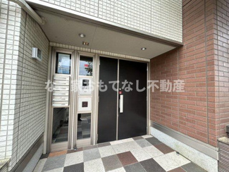 【エントランス】