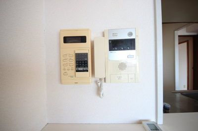 【防犯設備】 | レークパレス大津堅田 | 有線とインターフォン