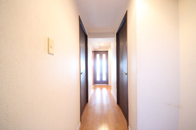 【内装】 | レークパレス大津堅田 | 玄関からの見た目