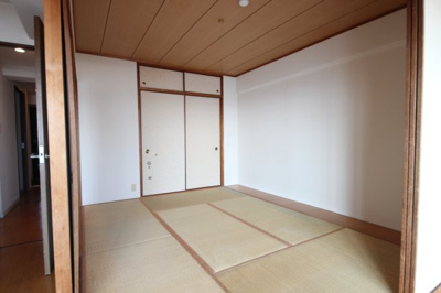 【和室】 | レークパレス大津堅田 | 約6帖の和室