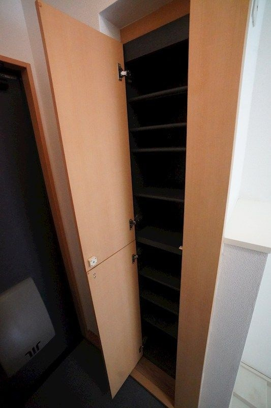 あすなろ4棟の玄関|別部屋参考写真となります