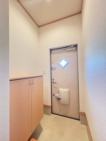 アーバン新家の玄関