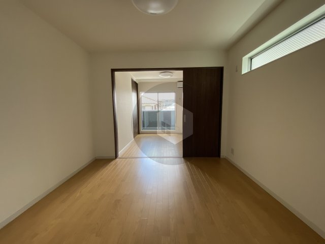 セレニティ柏田本町の居間・リビング