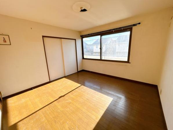 ひたちなか市大字稲田　中古戸建の洋室