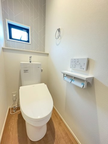 弥富市佐古木３丁目戸建のトイレ|1階トイレ