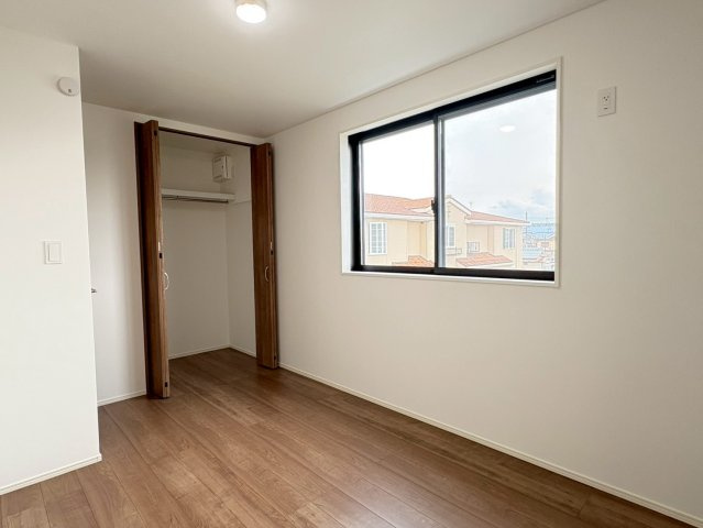 弥富市佐古木３丁目戸建の洋室|洋室5.59帖