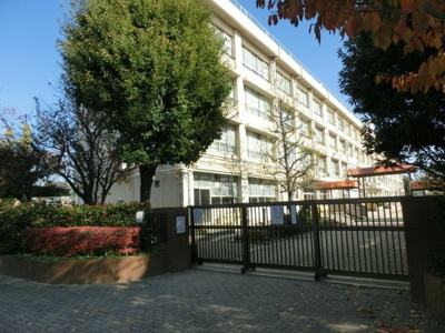 【周辺】 | 練馬区春日町1丁目　中古戸建【リフォーム済】　7199万円 | 練馬区立練馬東中学校