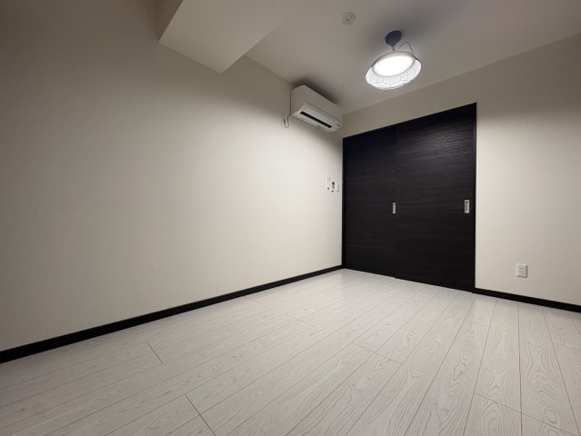 KENEDIX千葉中央の洋室