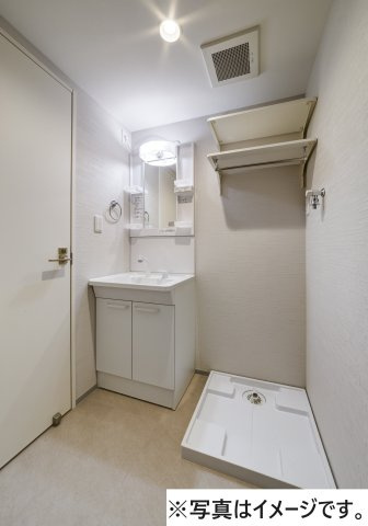 YK-flat(ワイケイフラット)の独立洗面台|同施工参考写真となります