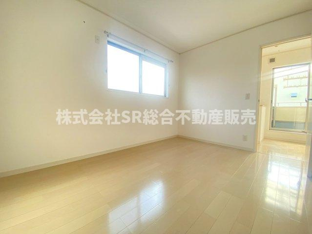 新庄1丁目中古戸建の洋室|個人の部屋や寝室として使える洋室です