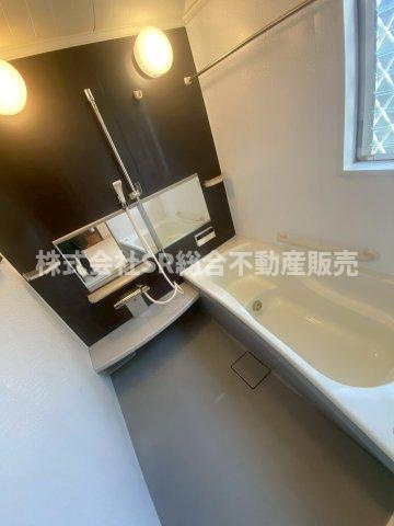 新庄1丁目中古戸建の浴室|足を伸ばしてゆったりと浸かれます♪