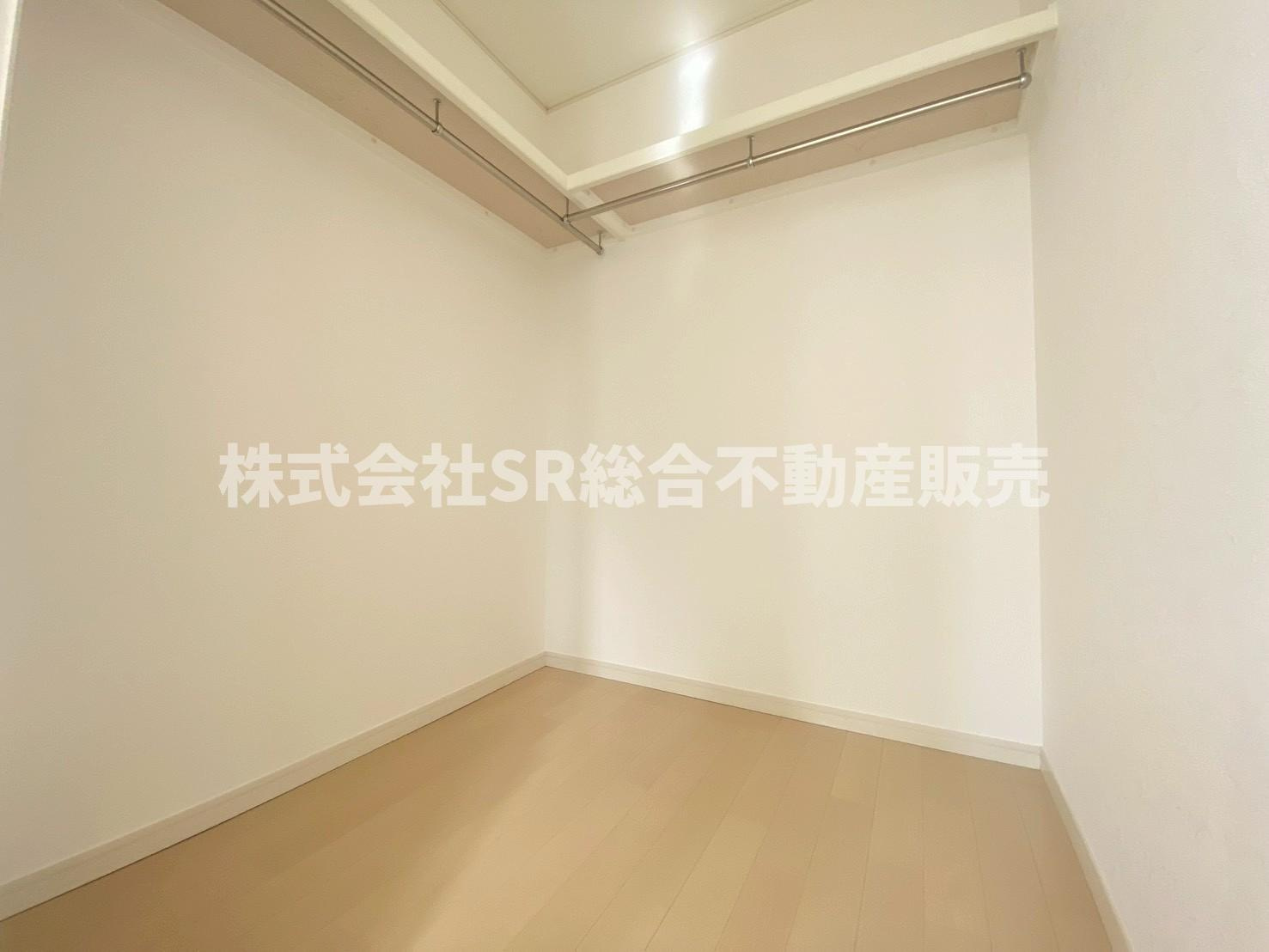 新庄1丁目中古戸建の収納|容量たっぷりでお洋服がたくさん収納できます！