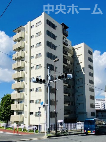 ニューハイツ中川の外観|外観。常磐線・千代田線「亀有駅」徒歩10分のロケーション。