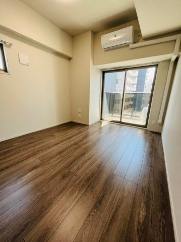 仲介手数料0円！！BPRレジデンス丸の内の居間・リビング