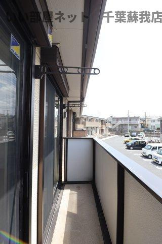 PARK HILLS MIYAKO Eのバルコニー|暖かな日差しのふりそそぐバルコニー