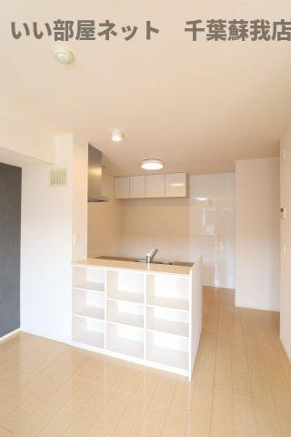 PARK HILLS MIYAKO Eの居間・リビング|使いやすい居間です