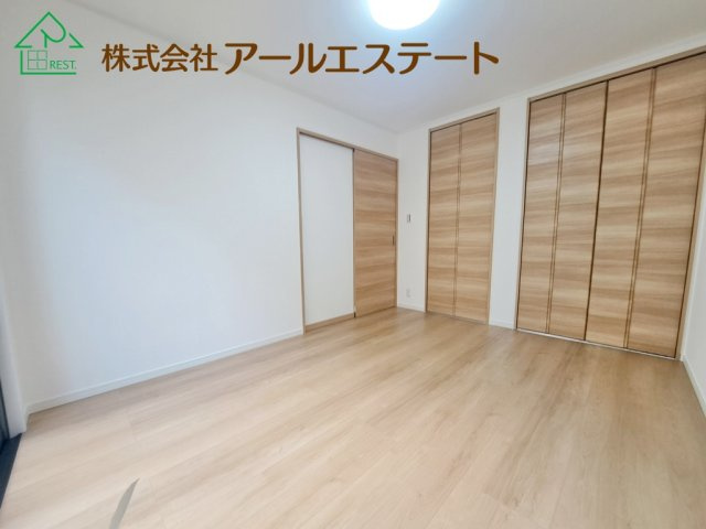 姫路市東雲町5丁目　　JR「姫路駅」徒歩20分の洋室