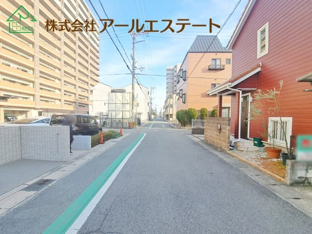 姫路市東雲町5丁目　　JR「姫路駅」徒歩20分の前面道路含む現地写真