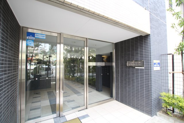 【エントランス】