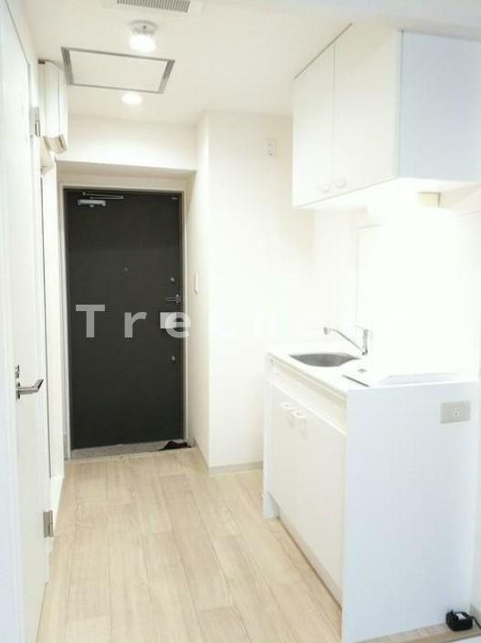 スマートVILLA神保町の玄関