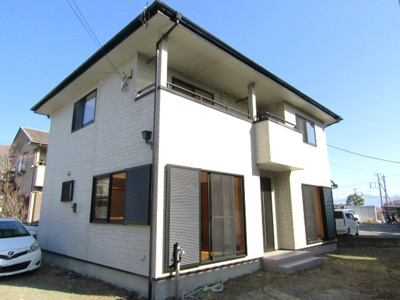 【外観】 | 【再生住宅】南アルプス市鏡中條 | おしゃれな外観です