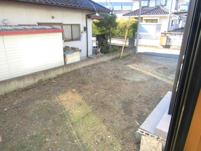 【庭】 | 【再生住宅】南アルプス市鏡中條 | お庭です