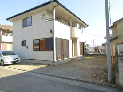 【駐車場】 | 【再生住宅】南アルプス市鏡中條 | 駐車場の用意があります