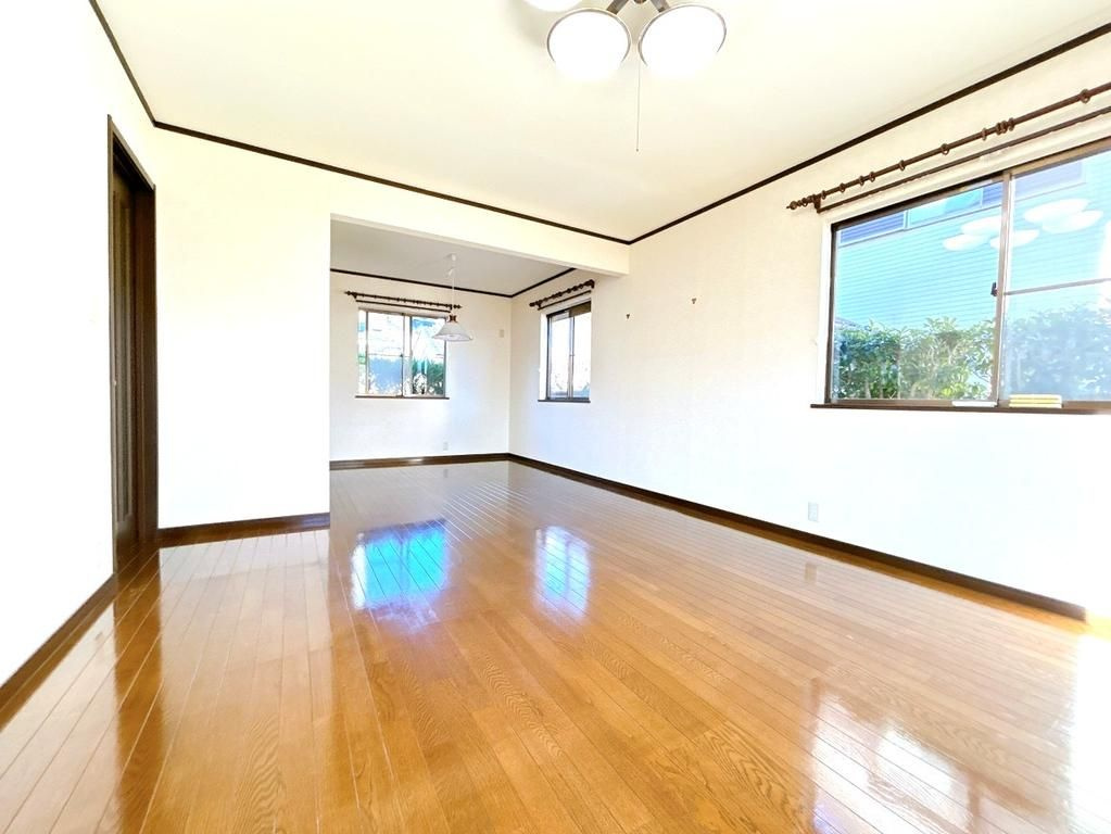 飯能市永田台1丁目　中古戸建の居間・リビング