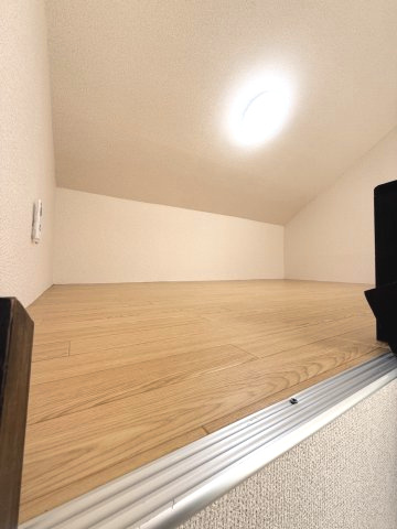 グリーンコーポの収納|3.0帖のロフト